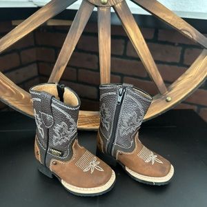 Kids cowboy boots